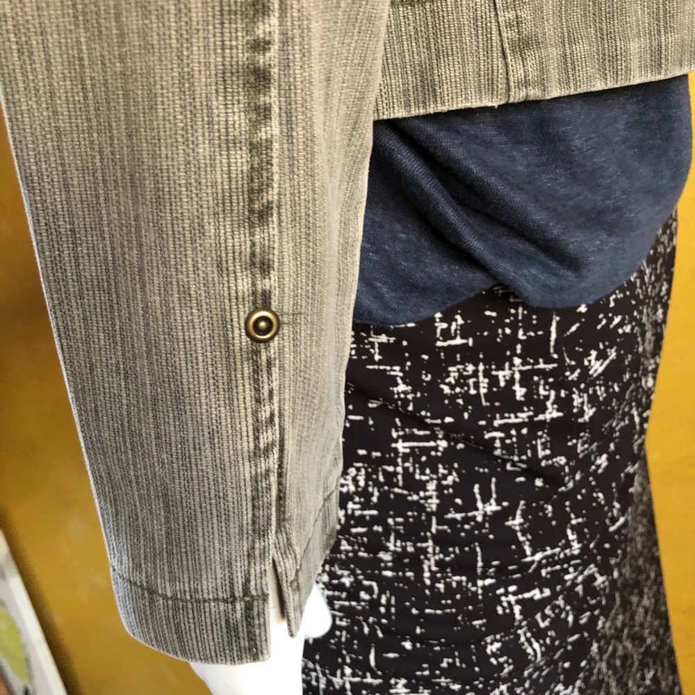 French cuff jacket - Picture 5 of 7